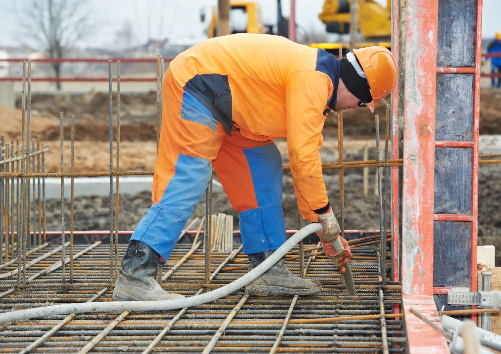 perbedaan rabat beton dan cor beton